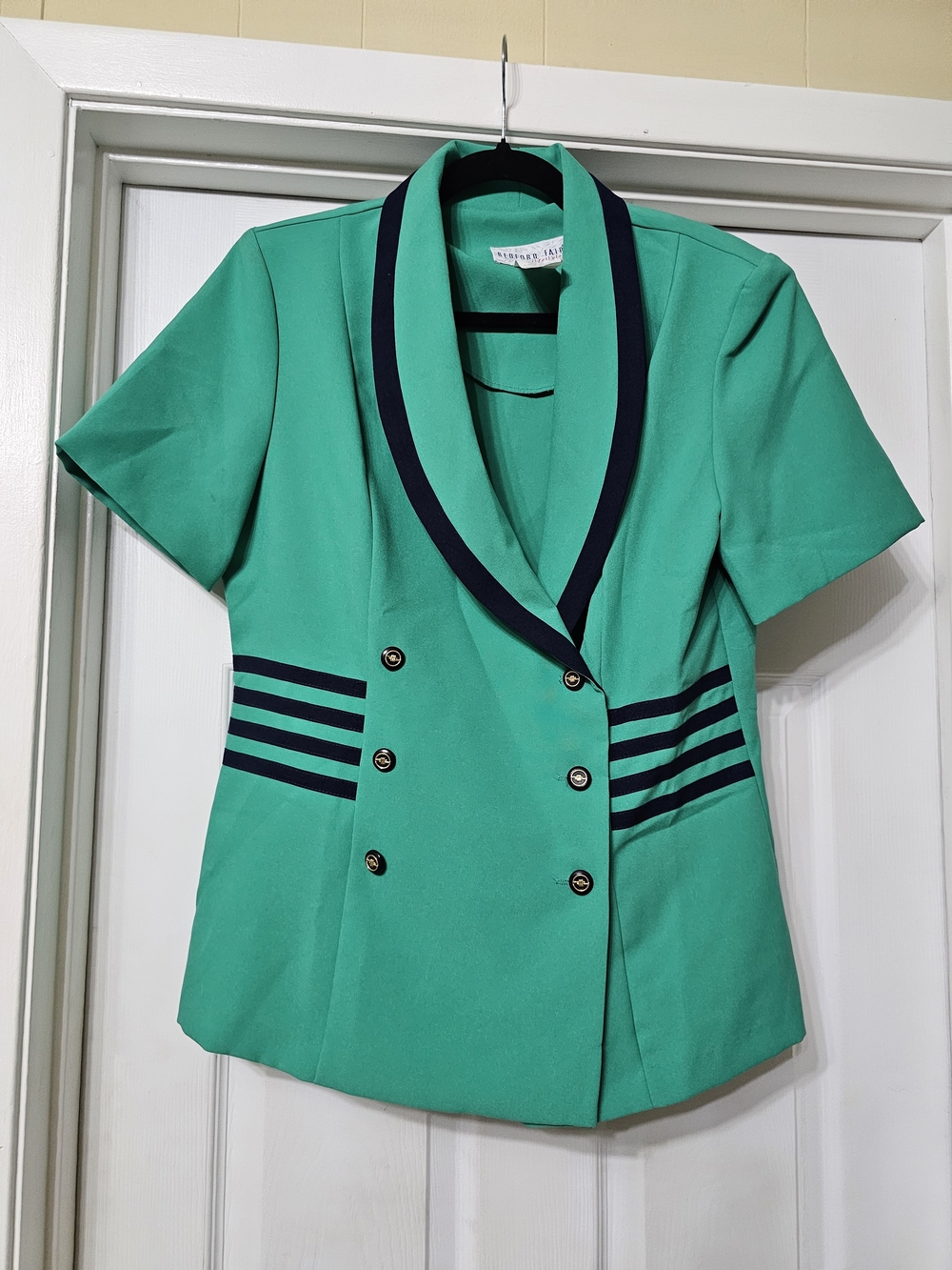 Vintage Green Short-Sleeve Double-Breasted Blazer with Navy Trim